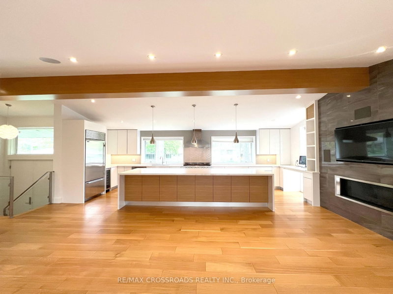 1532 Merrow Road