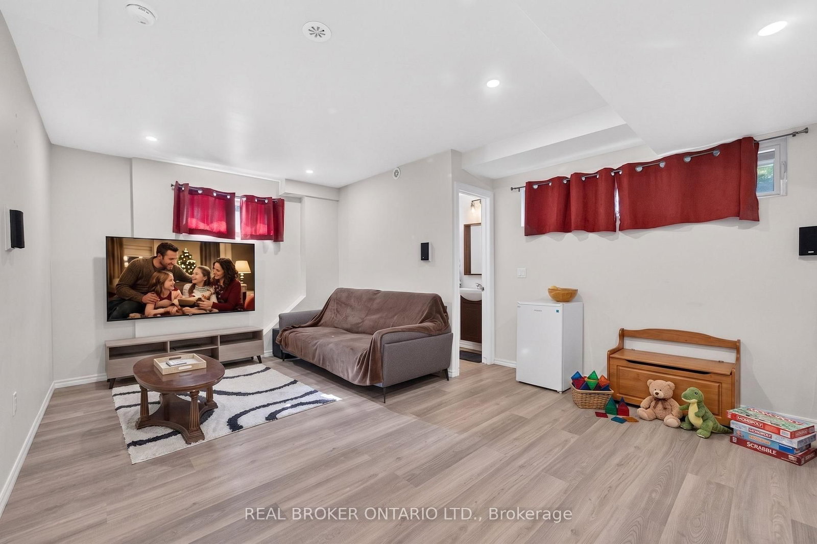 35 Applewood Lane • #63 • Toronto, ON photo 30