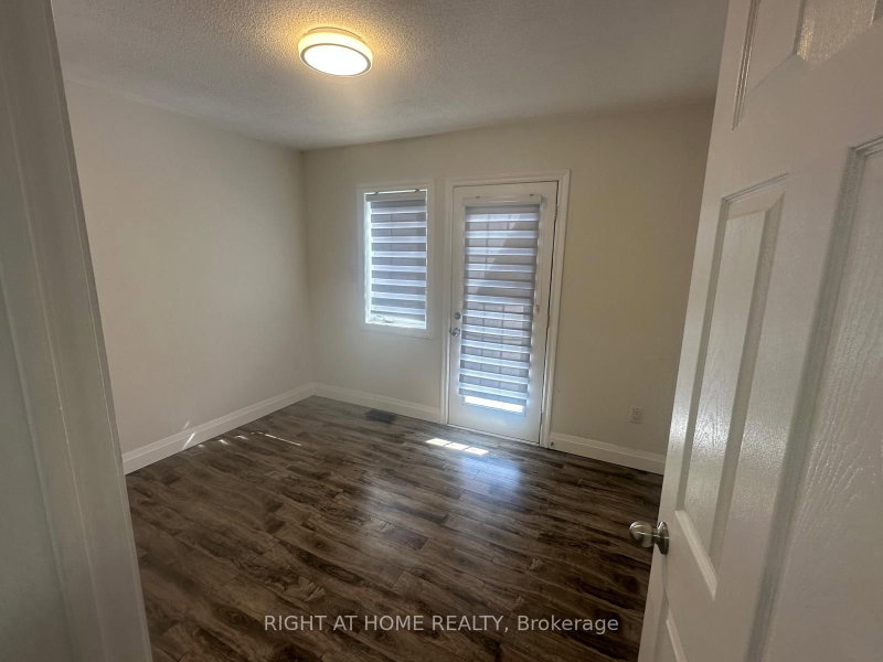 1015 Mccuaig Milton,ON L9T 6S4 — Photo 10