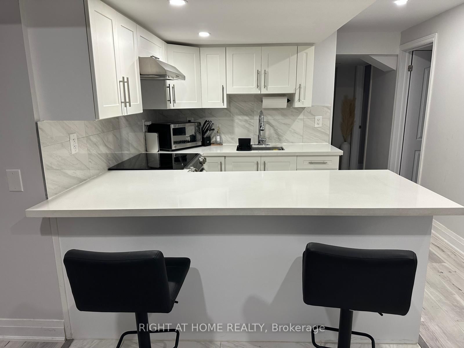 1015 Mccuaig Milton,ON L9T 6S4 — Photo 16