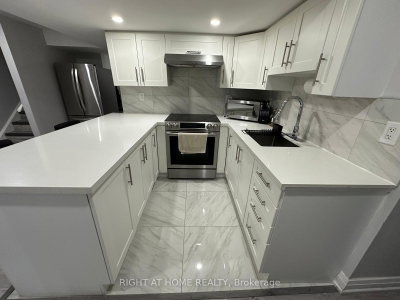 1015 Mccuaig Milton,ON L9T 6S4 — Photo 17