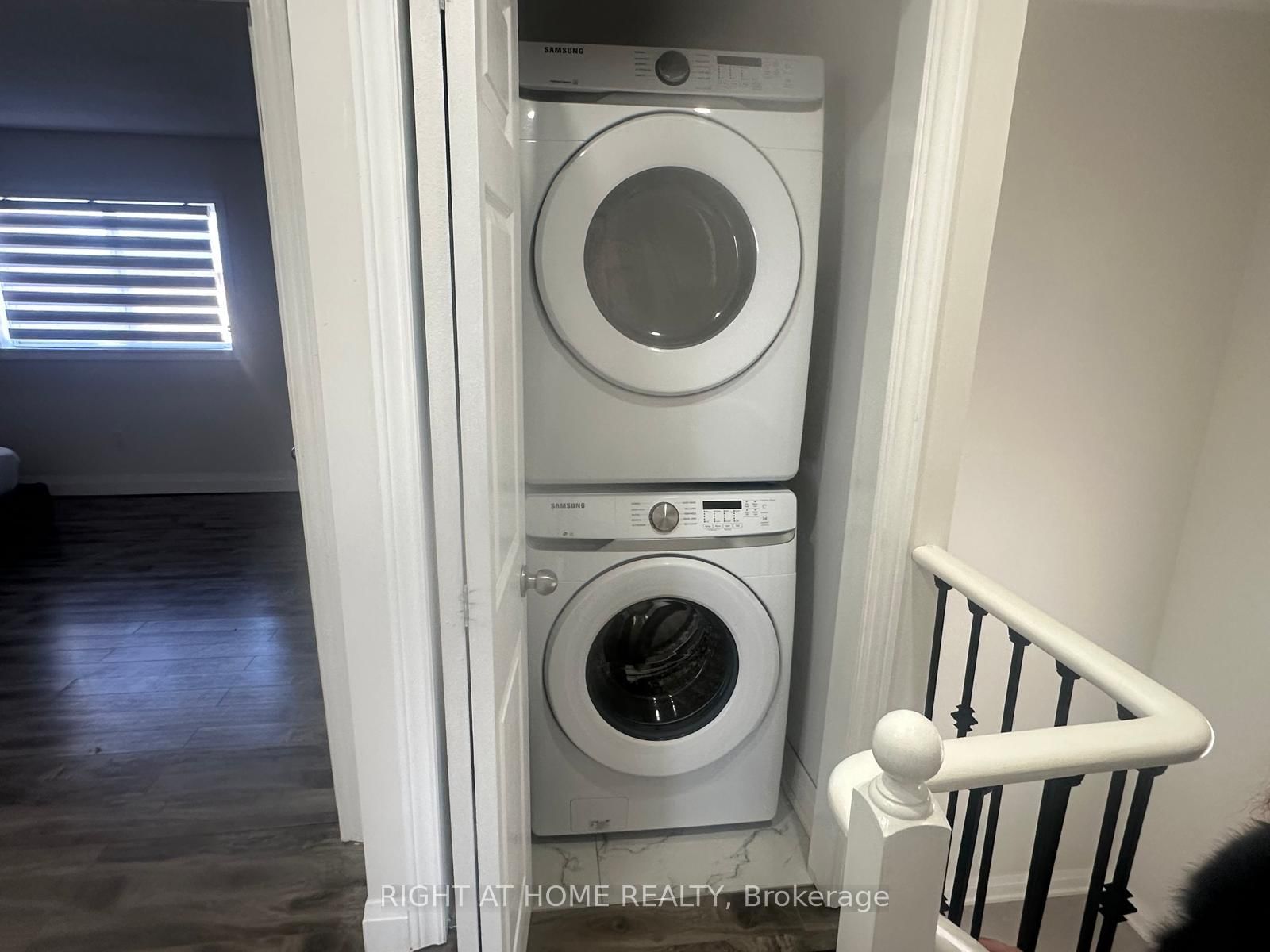 1015 Mccuaig Milton,ON L9T 6S4 — Photo 26