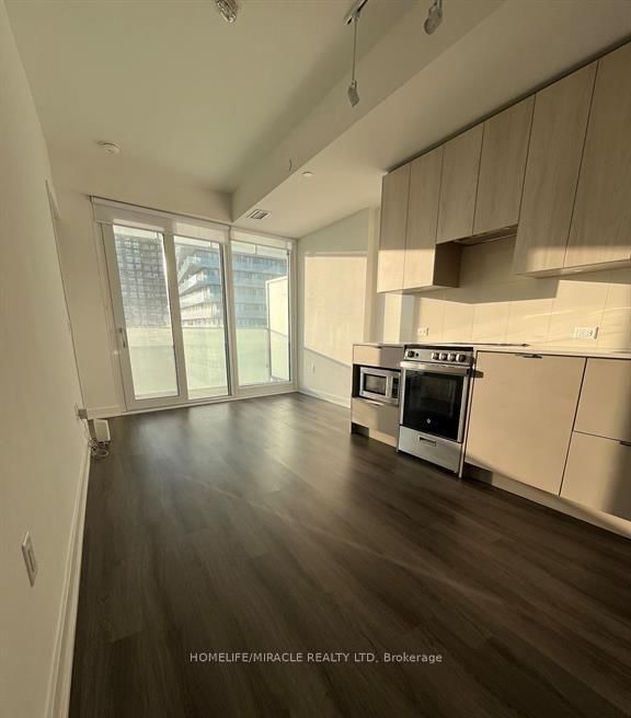 2812 - 3883 Quartz Road