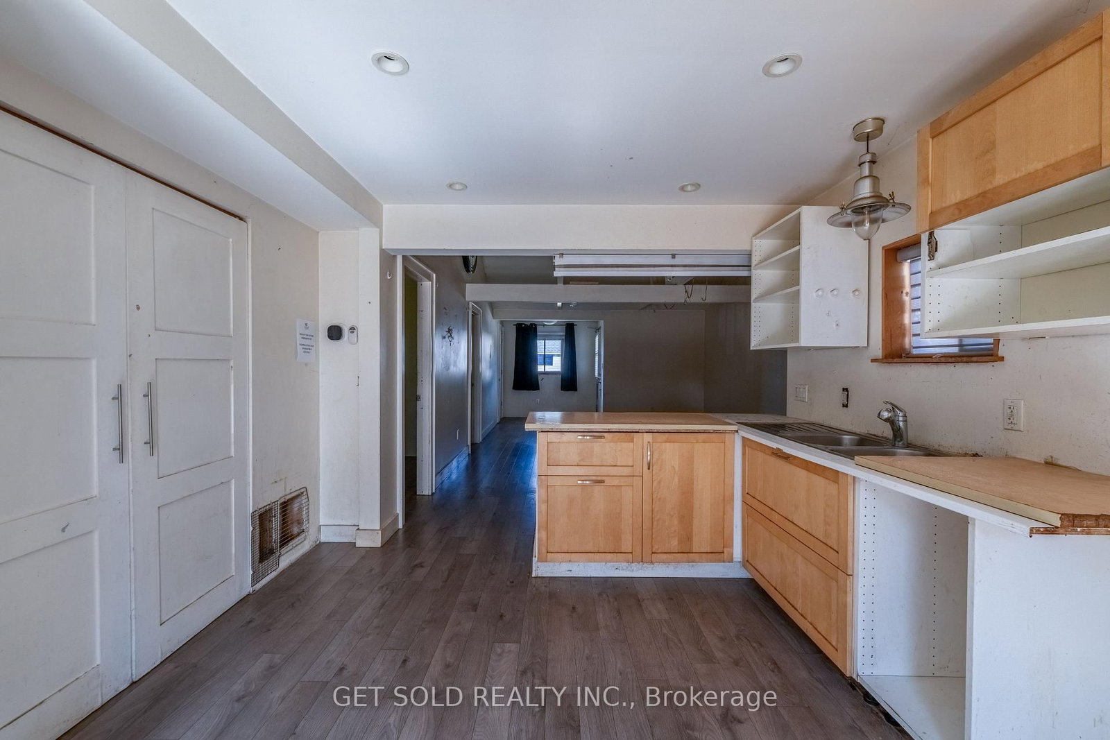 12 Vimy Street • Halton Hills, ON photo 12