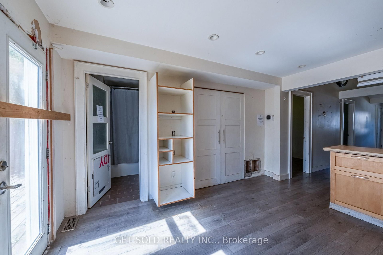 12 Vimy Street • Halton Hills, ON photo 13