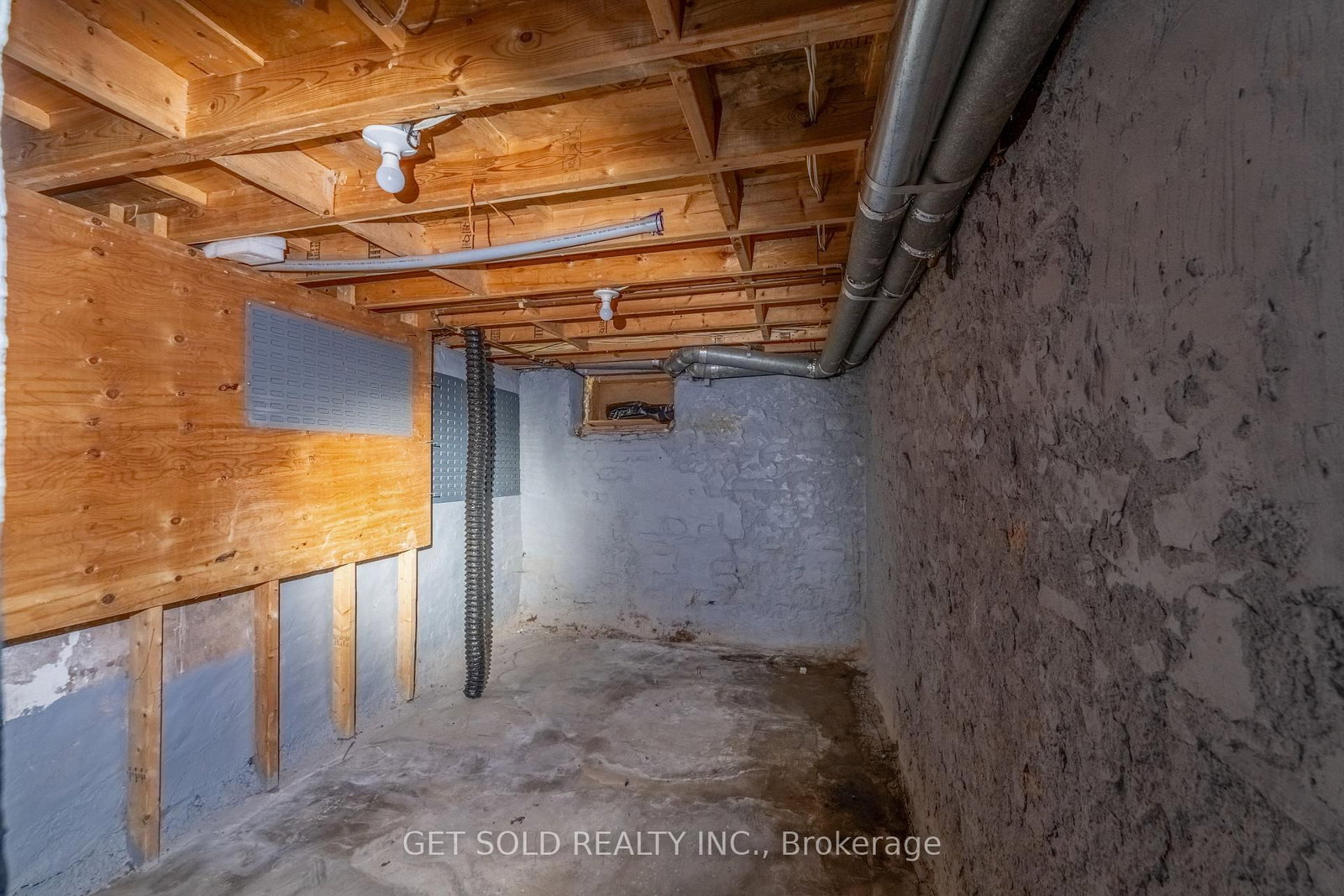 12 Vimy Street • Halton Hills, ON photo 25