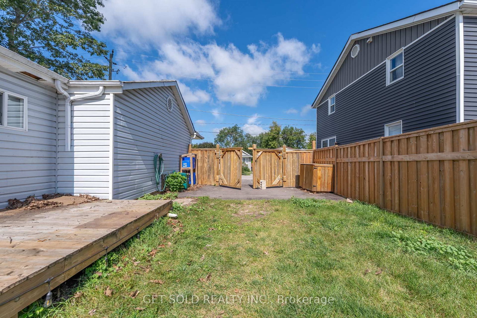 12 Vimy Street • Halton Hills, ON photo 33