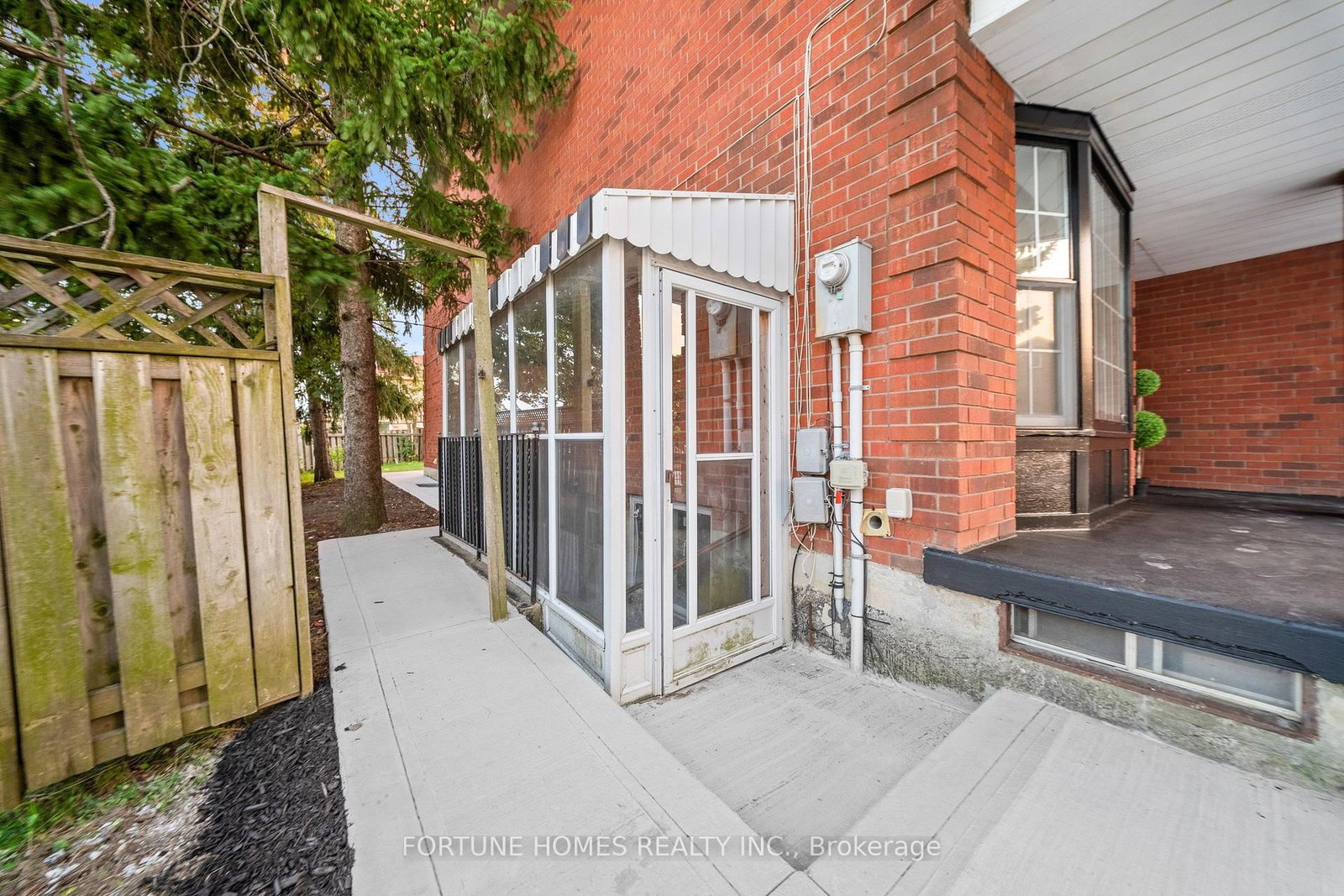 1 Ortona Drive • Brampton, ON photo 38
