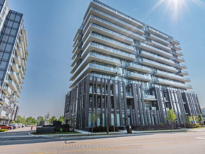 211 - 215 VETERANS Drive