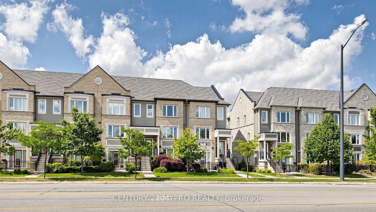 2895 Hazelton Place E • #3 • Mississauga, ON photo 3