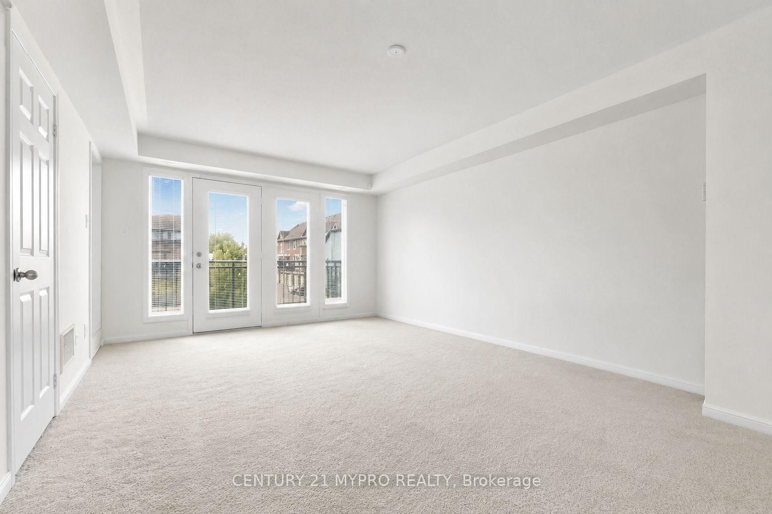2895 Hazelton Place E • #3 • Mississauga, ON photo 4