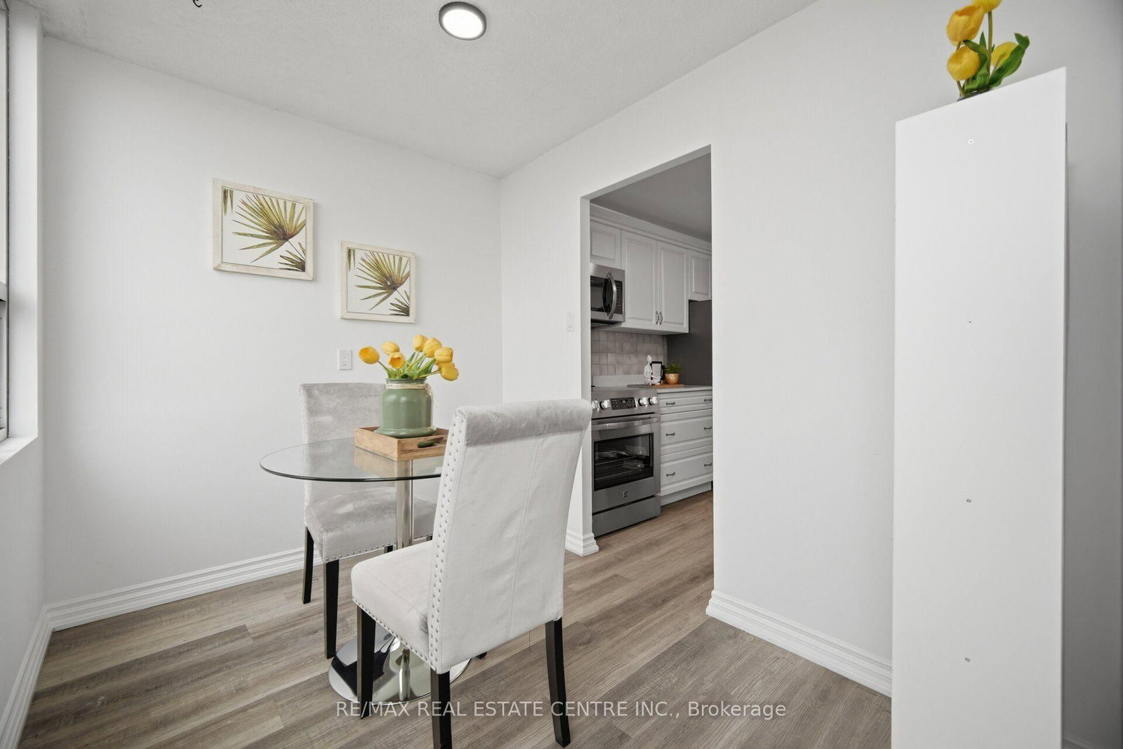3650 Kaneff Crescent • #2601 • Mississauga, ON photo 11