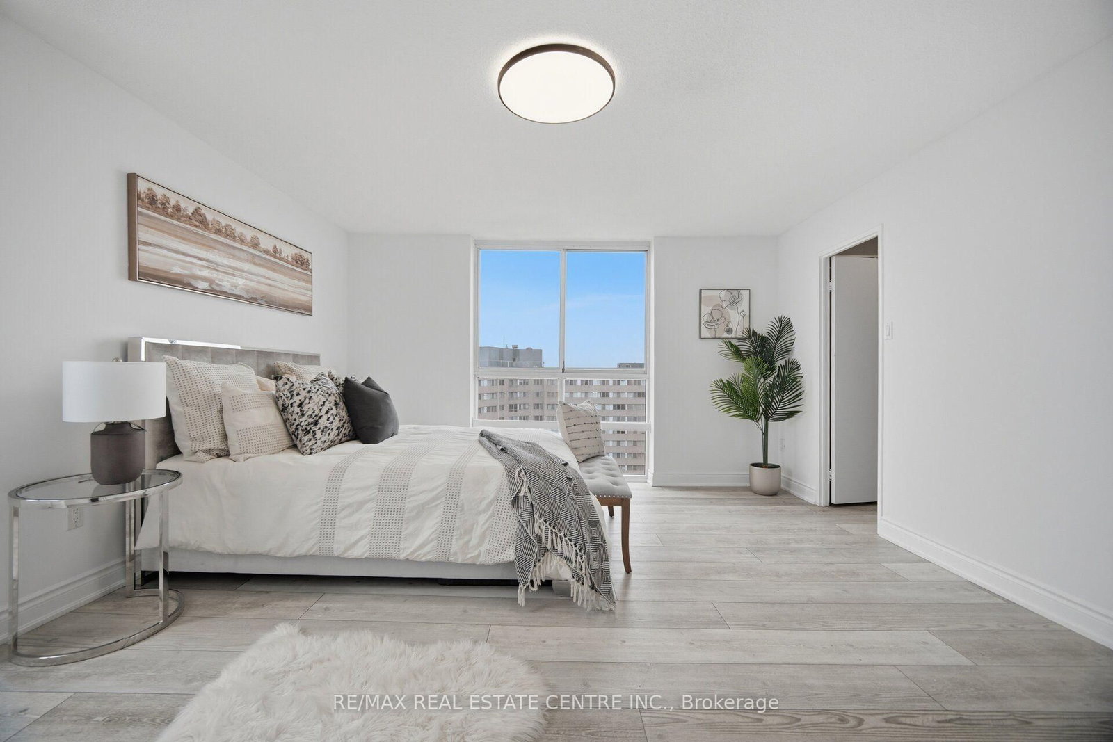 3650 Kaneff Crescent • #2601 • Mississauga, ON photo 25