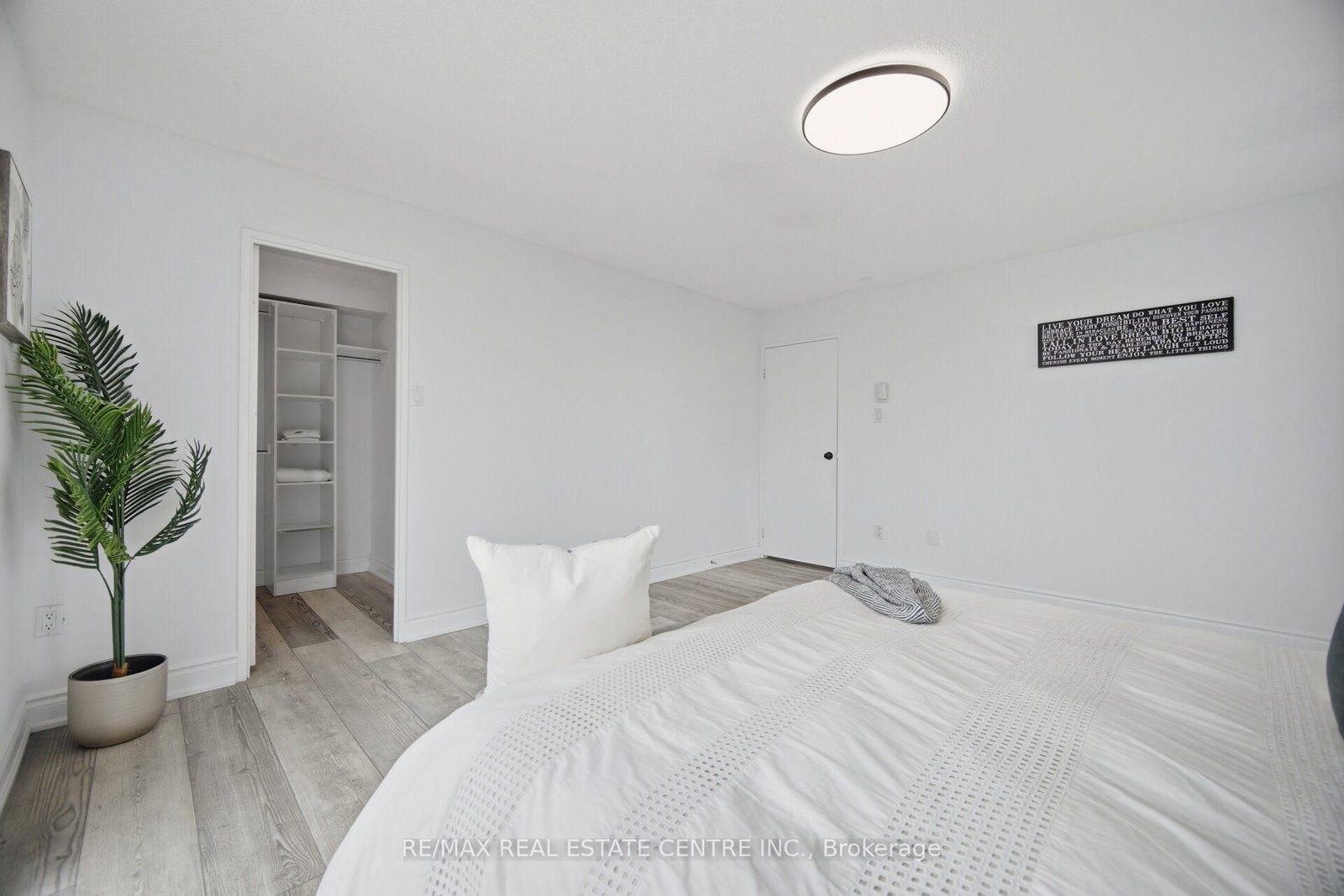 3650 Kaneff Crescent • #2601 • Mississauga, ON photo 26