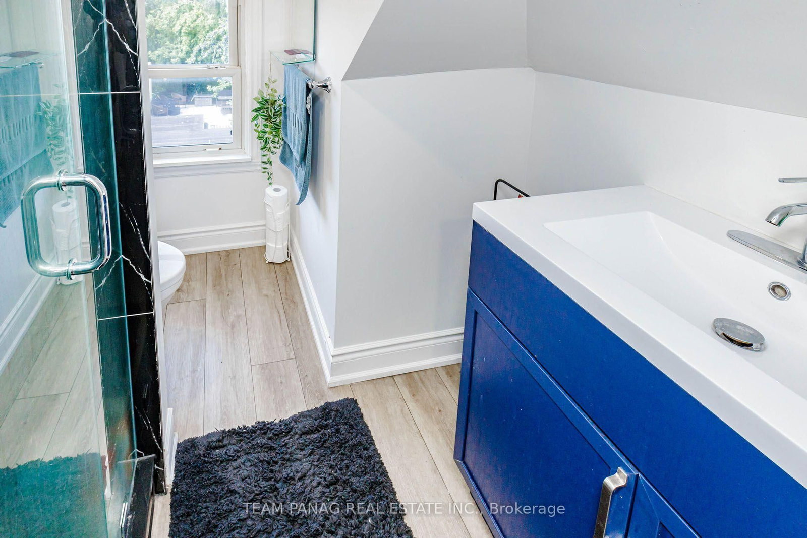 14 Spears Street • Toronto, ON photo 24