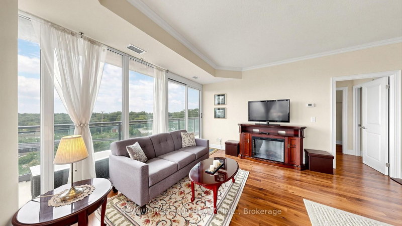 100 John Brampton,ON L6W 0A8 — Photo 4