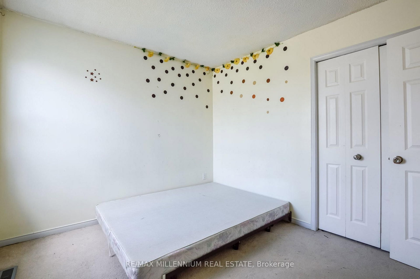 651 Shetani Mississauga,ON L5B 2Z7 — Photo 17