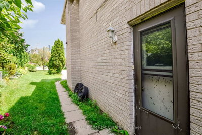 651 Shetani Mississauga,ON L5B 2Z7 — Photo 28