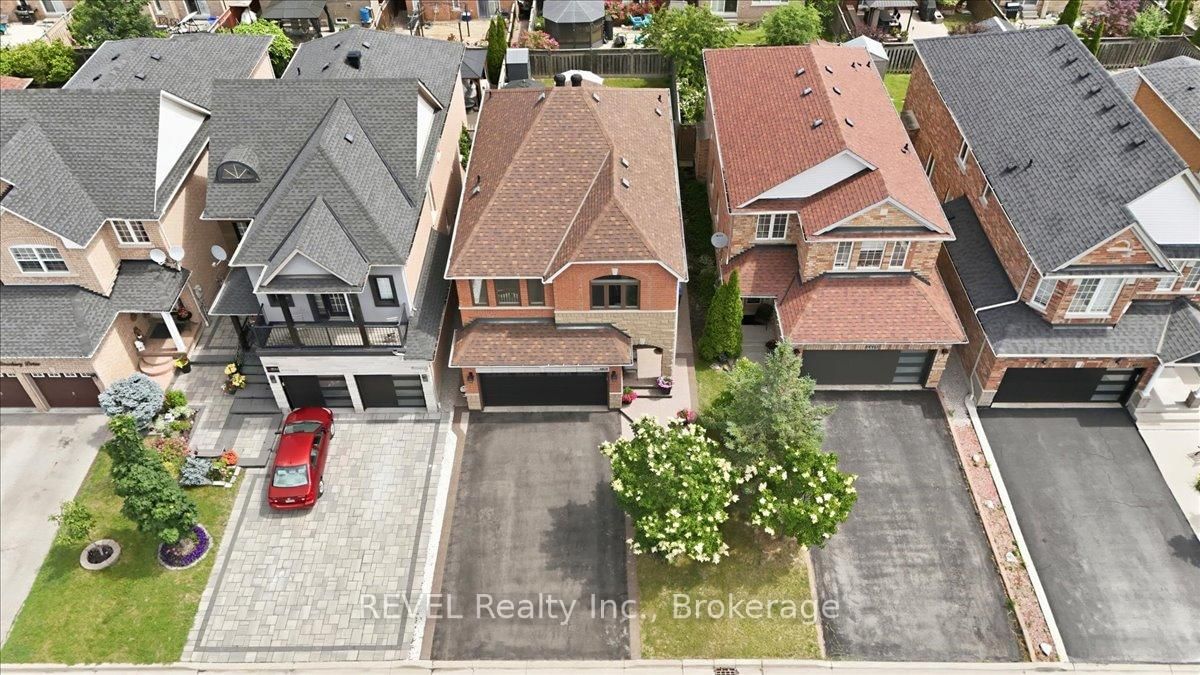 4819 Bloomburg Drive • Mississauga, ON photo 35