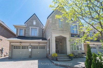 14 Solstice Street • Brampton, ON photo 2