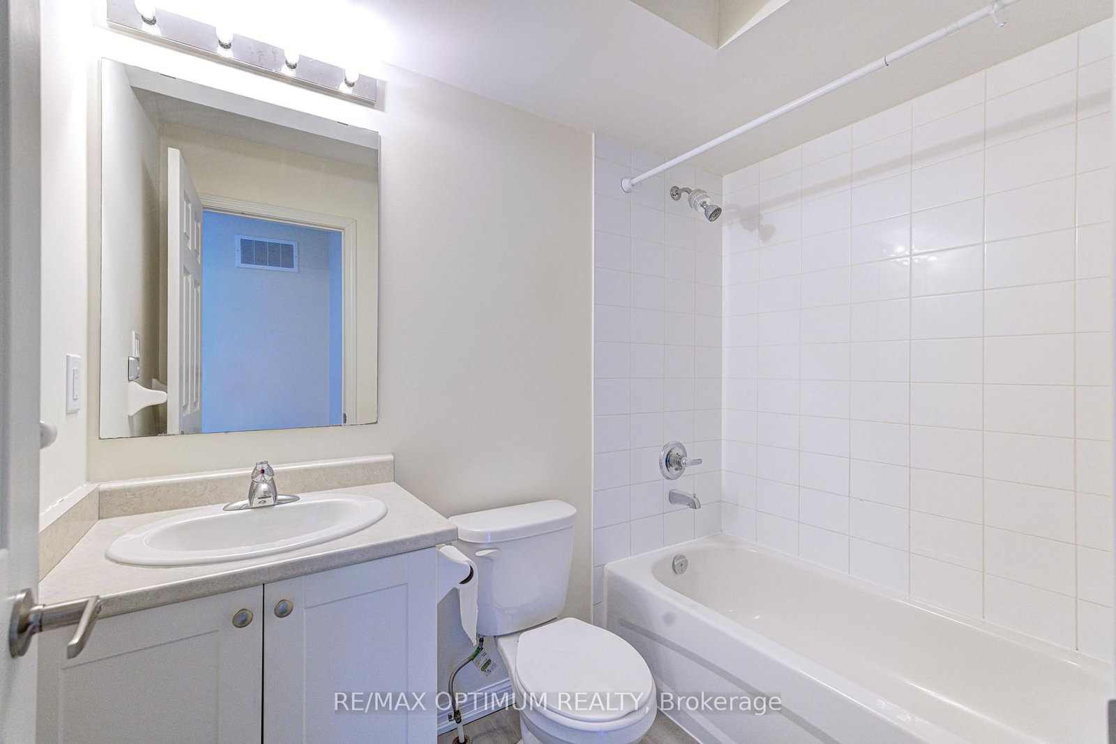 250 Sunny Meadow Boulevard • #307 • Brampton, ON photo 15