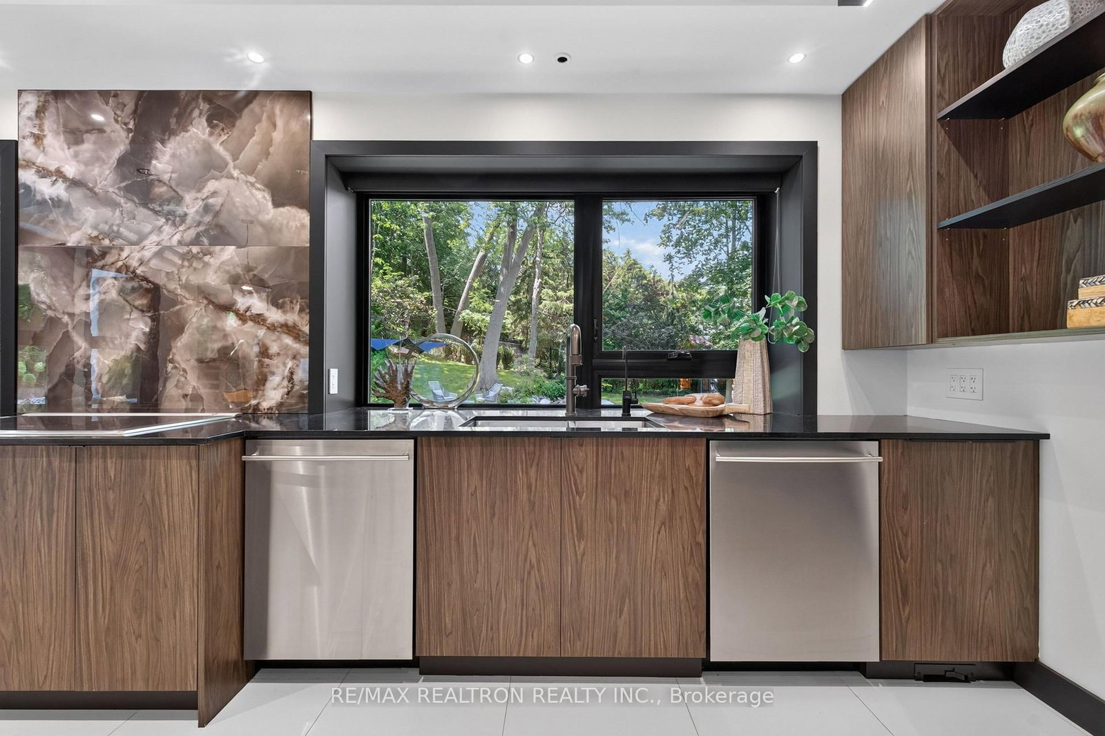 8 Breezewood Drive • Toronto, ON photo 13