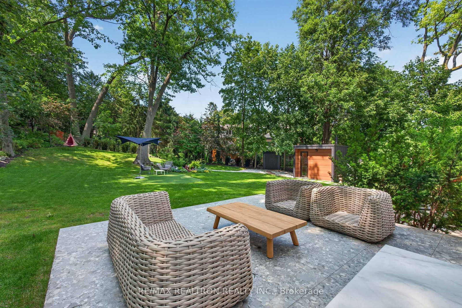 8 Breezewood Drive • Toronto, ON photo 5