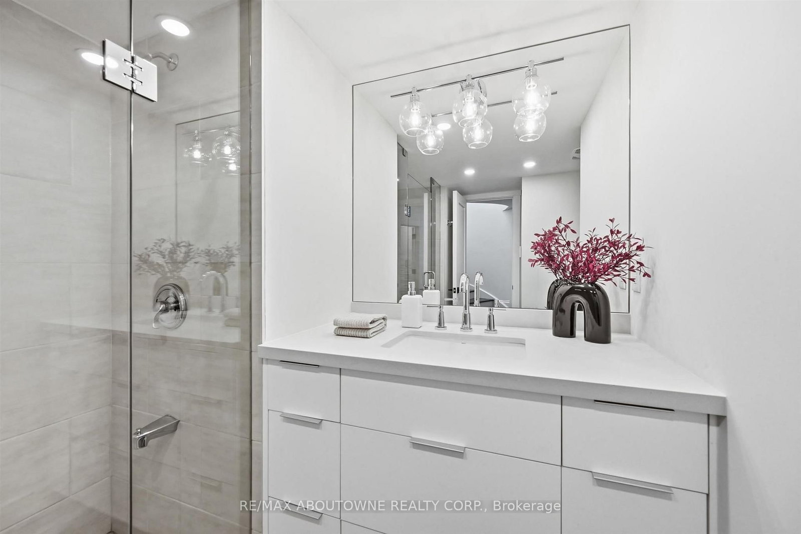 25 Southwind Terrace • Oakville, ON photo 27