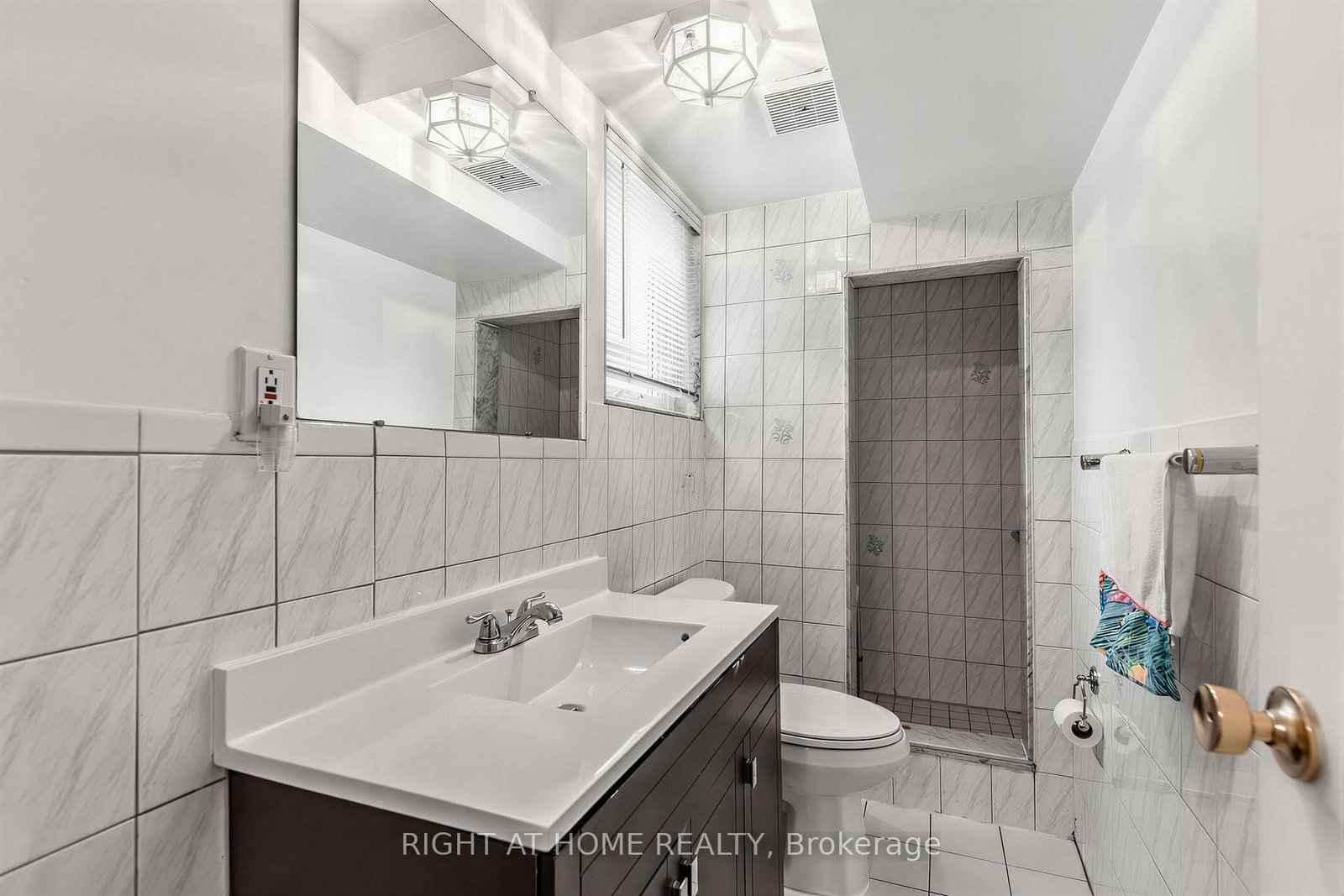 12 Candlewood Crescent • Toronto, ON photo 25