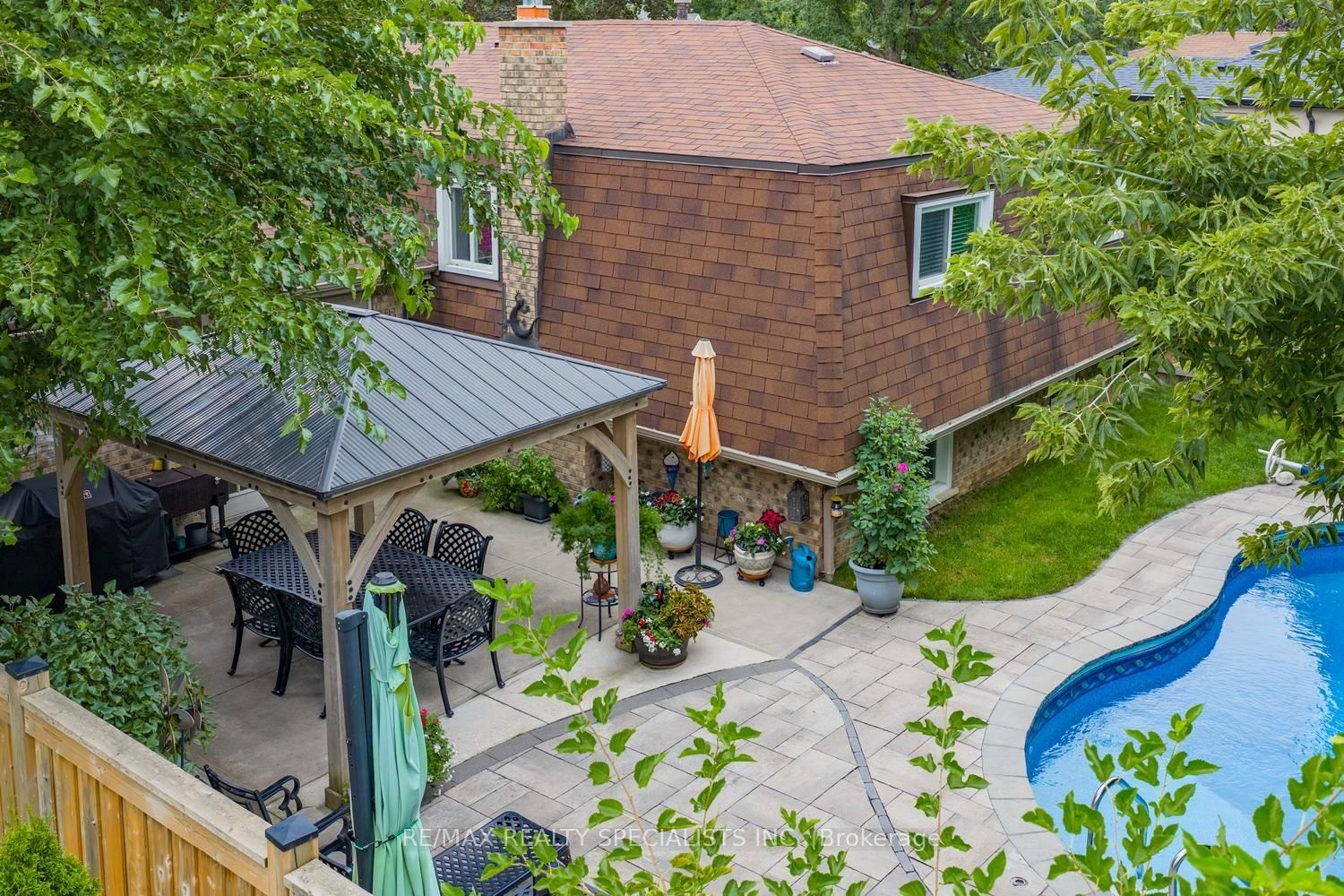 293 Louis Drive • Mississauga, ON photo 39