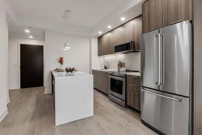 29 York Garden Way #1706, Toronto