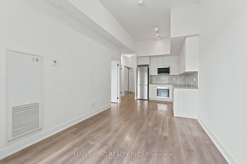 450 - 2485 Taunton Road