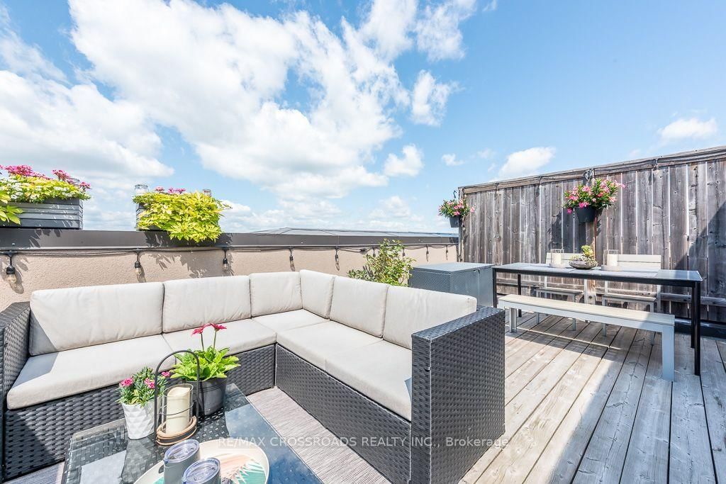 2441 Greenwich Drive • #29 • Oakville, ON photo 32