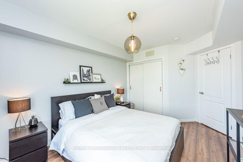 2441 Greenwich Drive • #29 • Oakville, ON photo 41