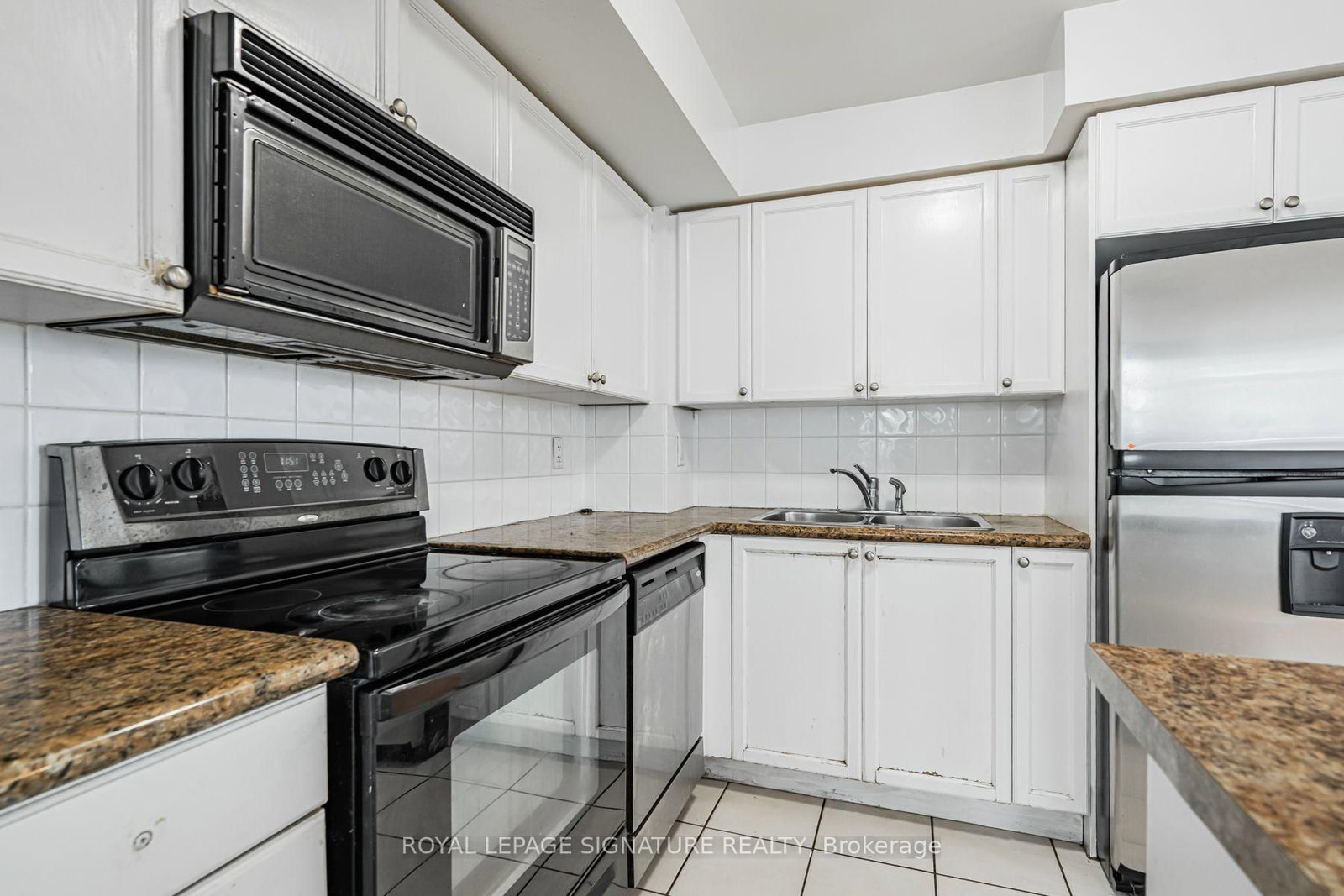 3888 Duke Of York Boulevard • #525 • Mississauga, ON photo 12