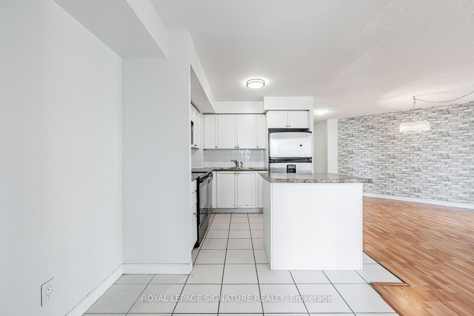 3888 Duke Of York Boulevard • #525 • Mississauga, ON photo 28
