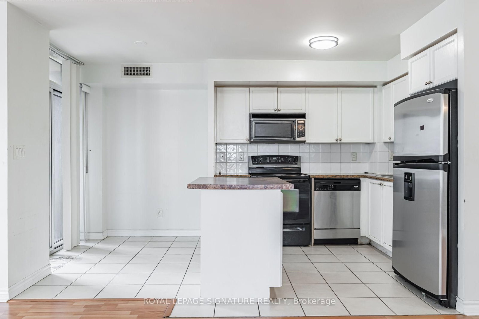 3888 Duke Of York Boulevard • #525 • Mississauga, ON photo 29