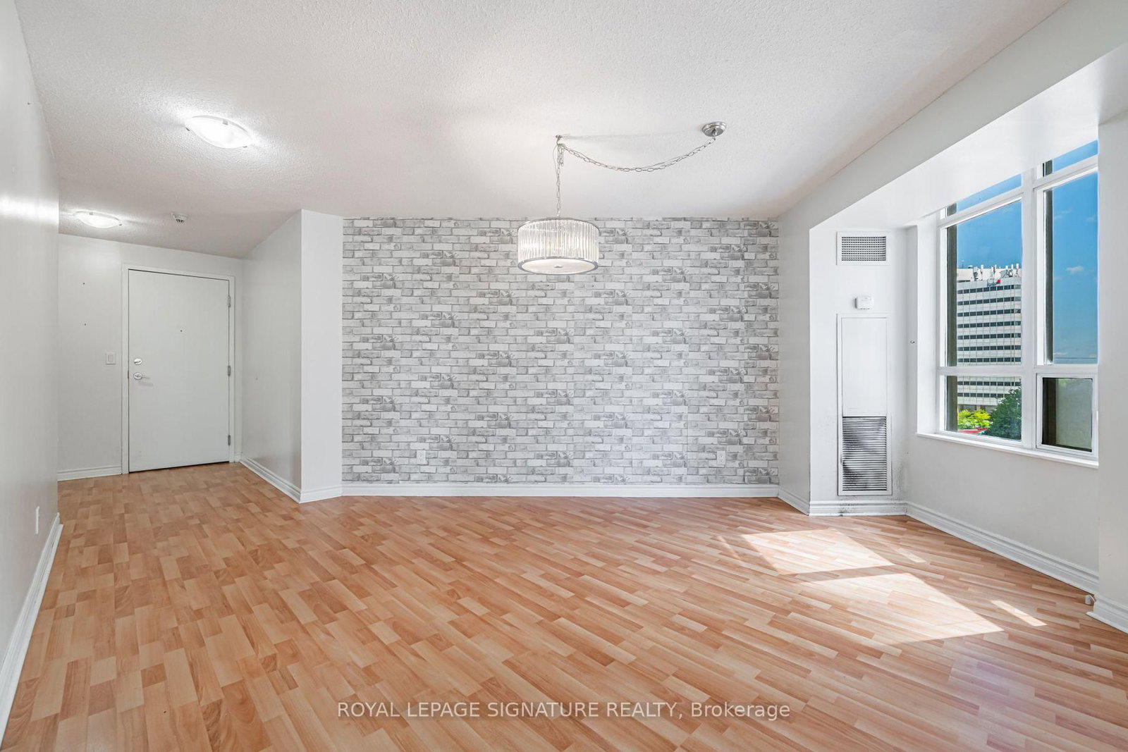 3888 Duke Of York Boulevard • #525 • Mississauga, ON photo 3