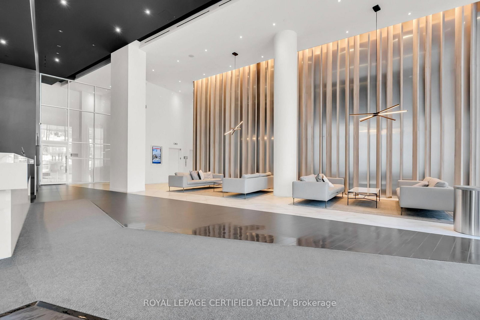 3900 Confederation Parkway • #5907 • Mississauga, ON photo 5
