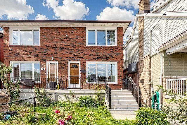 198 Boon Avenue