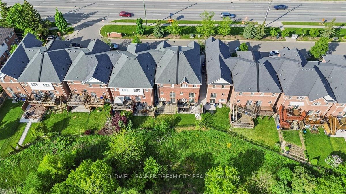 9738 Mclaughlin Road • Brampton, ON photo 18