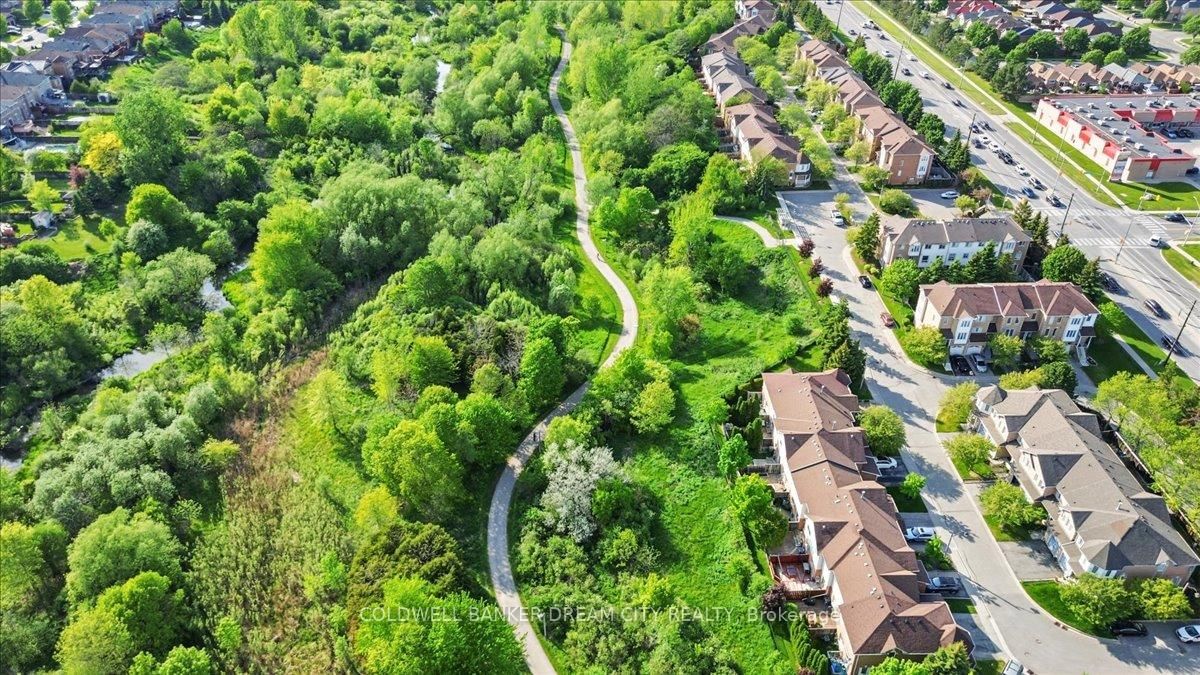 9738 Mclaughlin Road • Brampton, ON photo 19