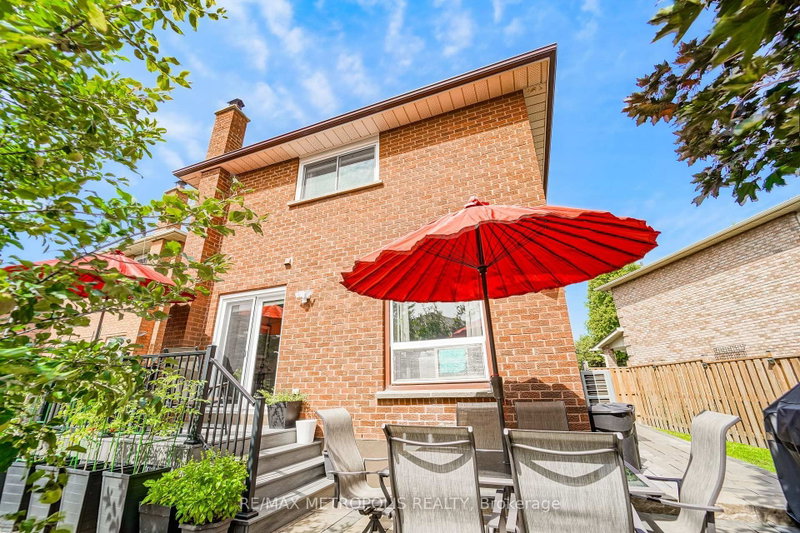 38 Langholm Brampton,ON L6Z 2X9 — Photo 16
