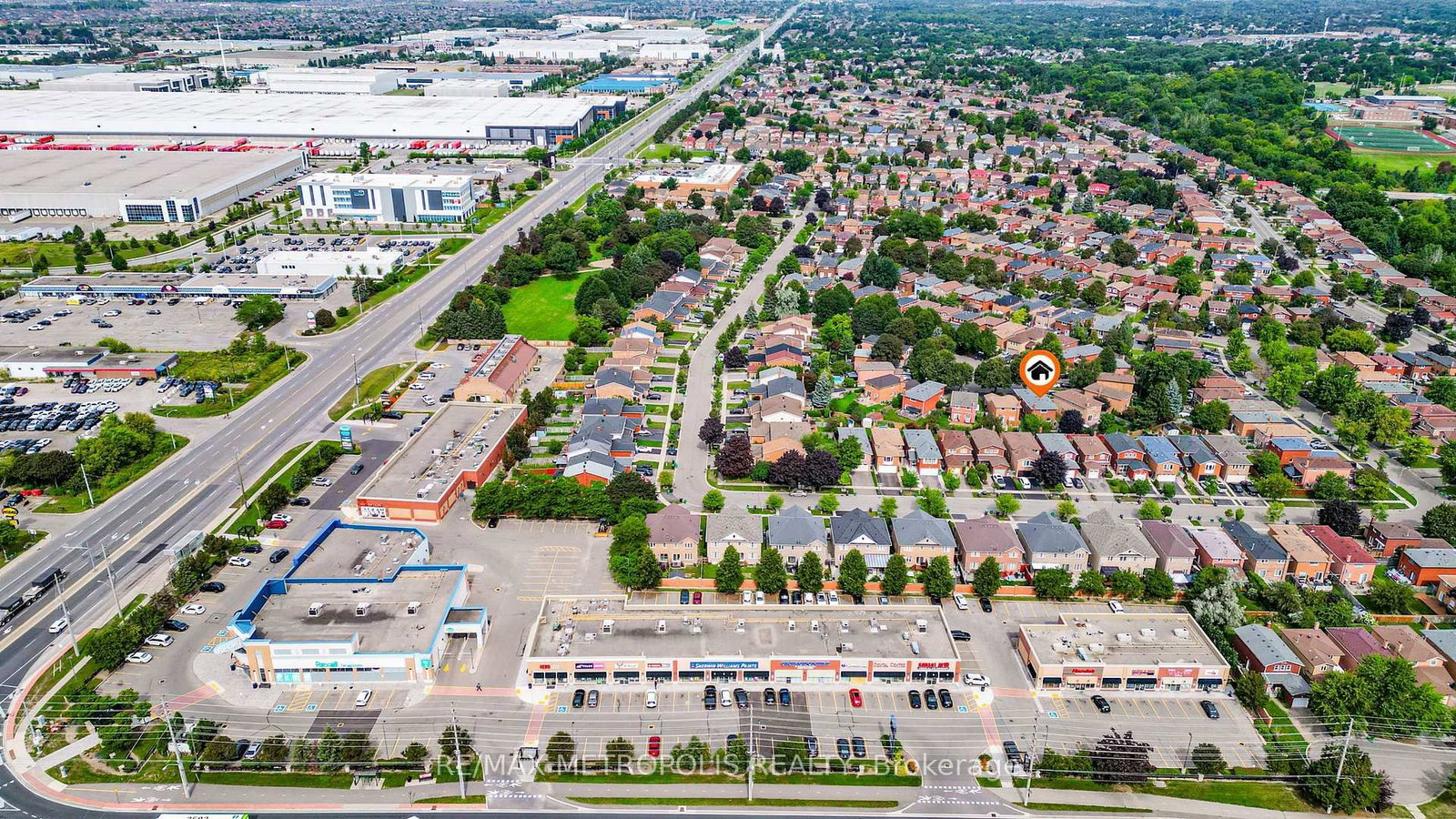 38 Langholm Court • Brampton, ON photo 9