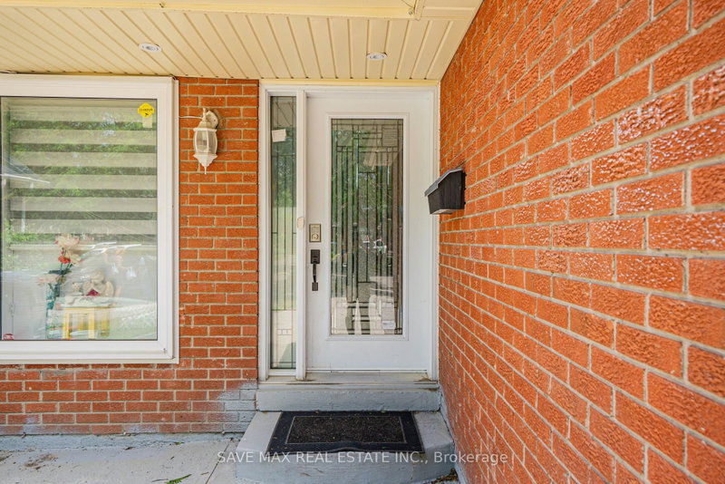 22 Foxacre Row