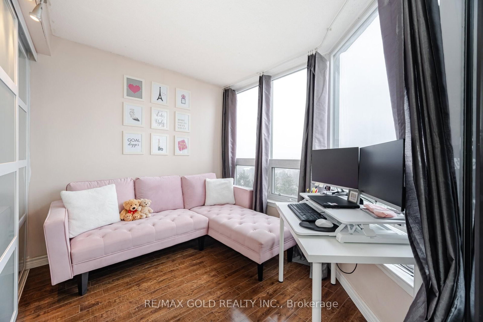 8 Lisa Street • #903 • Brampton, ON photo 15