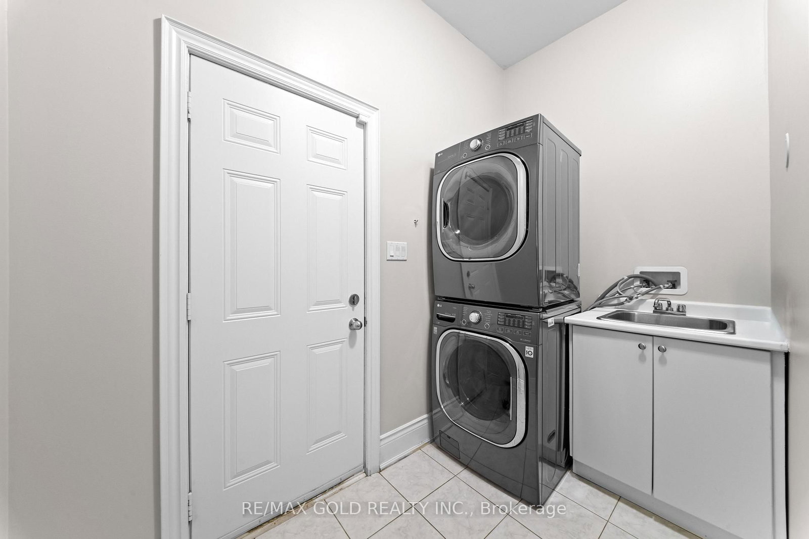 54 Gordon  Randle Drive • Brampton, ON photo 26