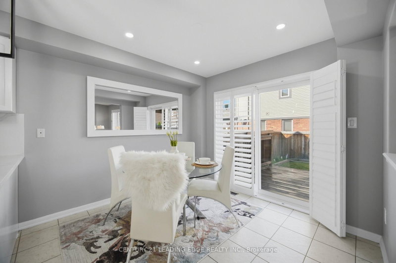 49 Robert Parkinson Brampton,ON L7A 0Y2 — Photo 12
