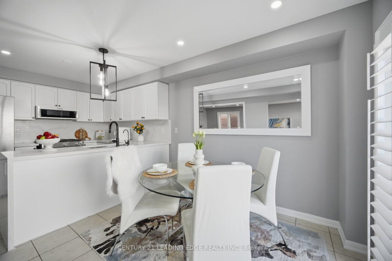49 Robert Parkinson Brampton,ON L7A 0Y2 — Photo 13