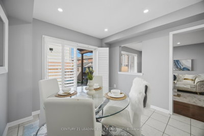 49 Robert Parkinson Brampton,ON L7A 0Y2 — Photo 14